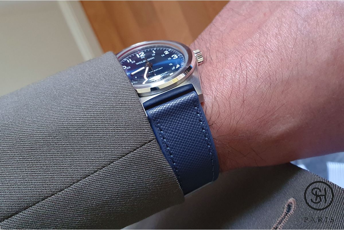 Bracelet montre SELECT-HEURE Cuir Saffiano Bleu doublé Caoutchouc FKM Bleu, montage pompes rapides (interchangeable)