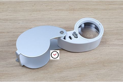 LED lighting pocket Triplet magnifier x40